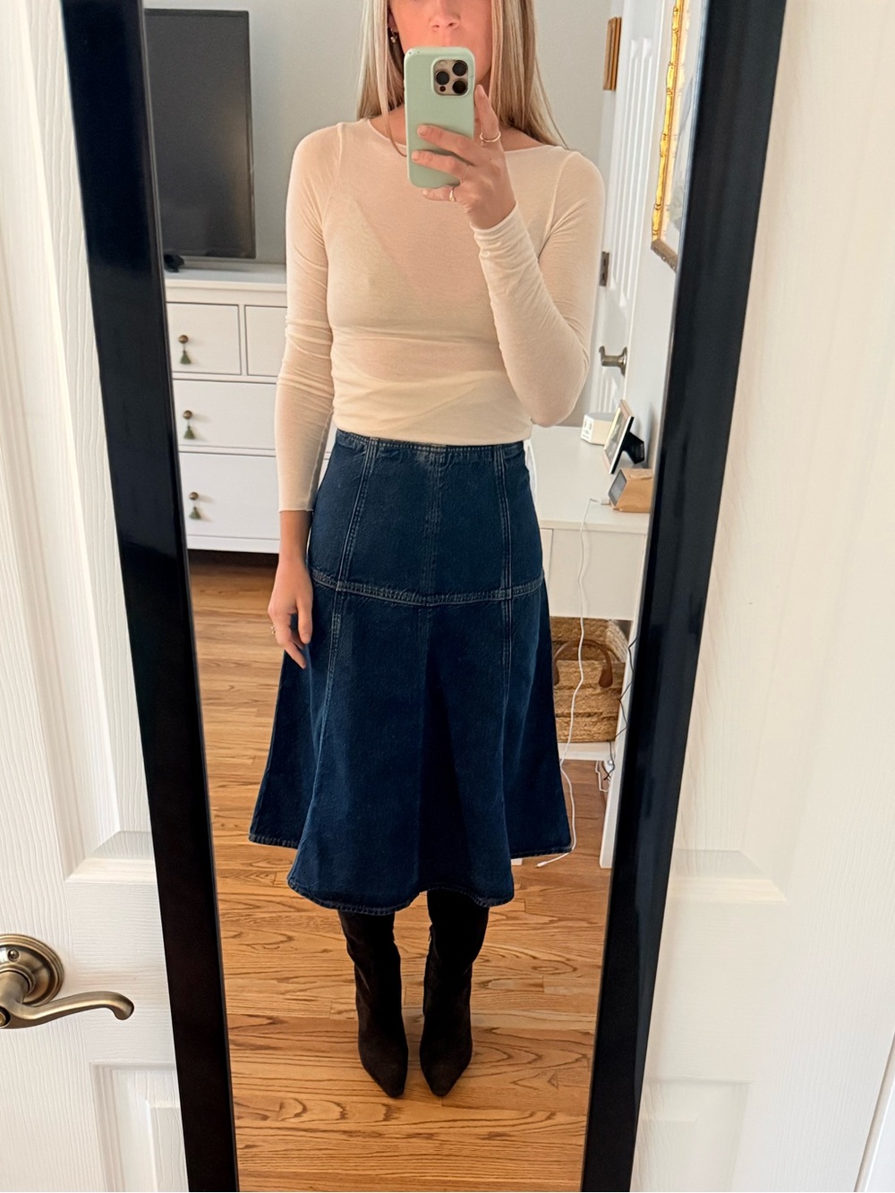 NWOT Madewell dropwaist midi denim skirt - Picture 2 of 8